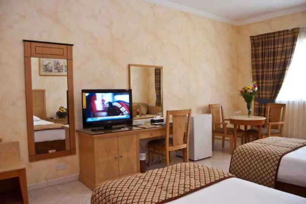 Ramee Hotel Apartments - photo 3