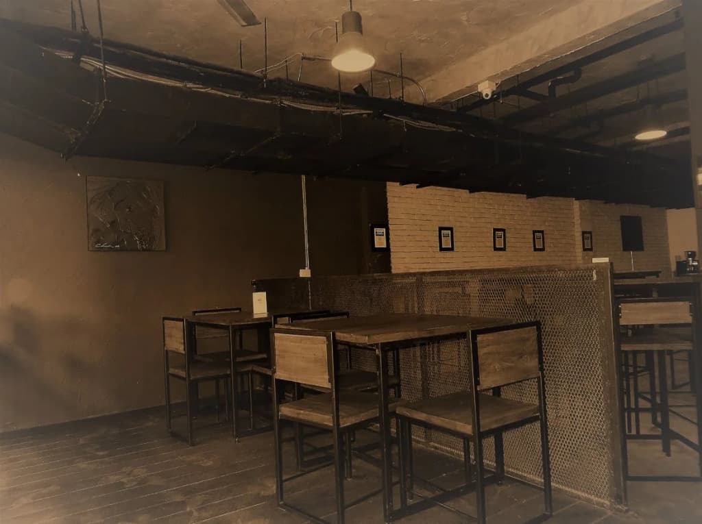 Henry's Hotel & Gastropub - photo 8