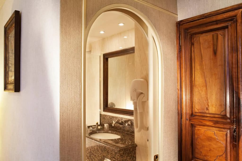 Hôtel Left Bank Saint Germain - photo 9