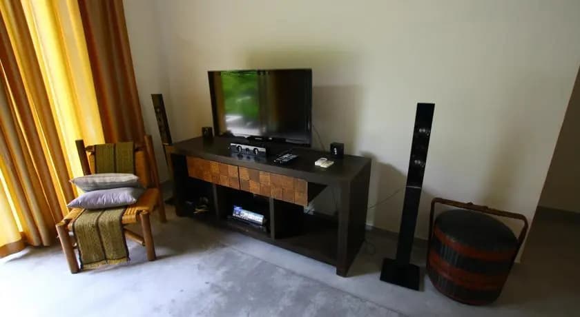 Tewana Home - photo 2