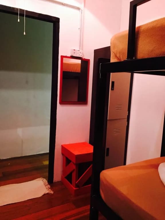 Fifty Six Guest House - Hostel - photo 12