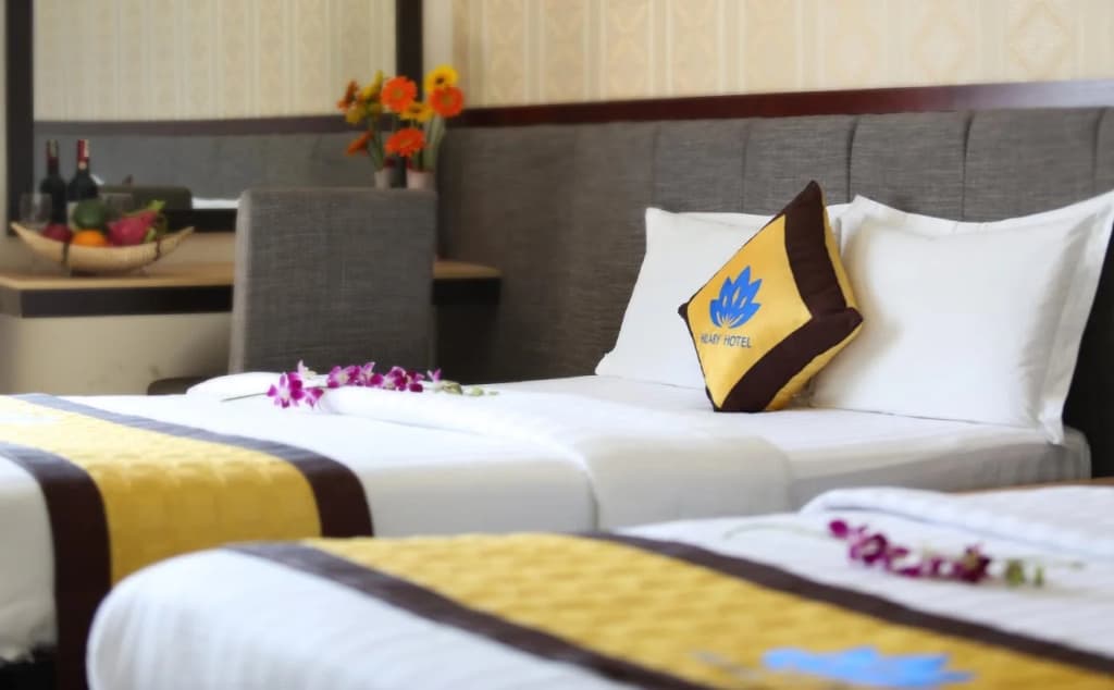 Hilary Hotel - photo 5