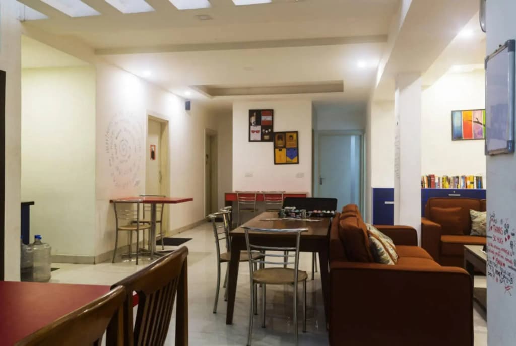 Joey's Hostel - photo 15