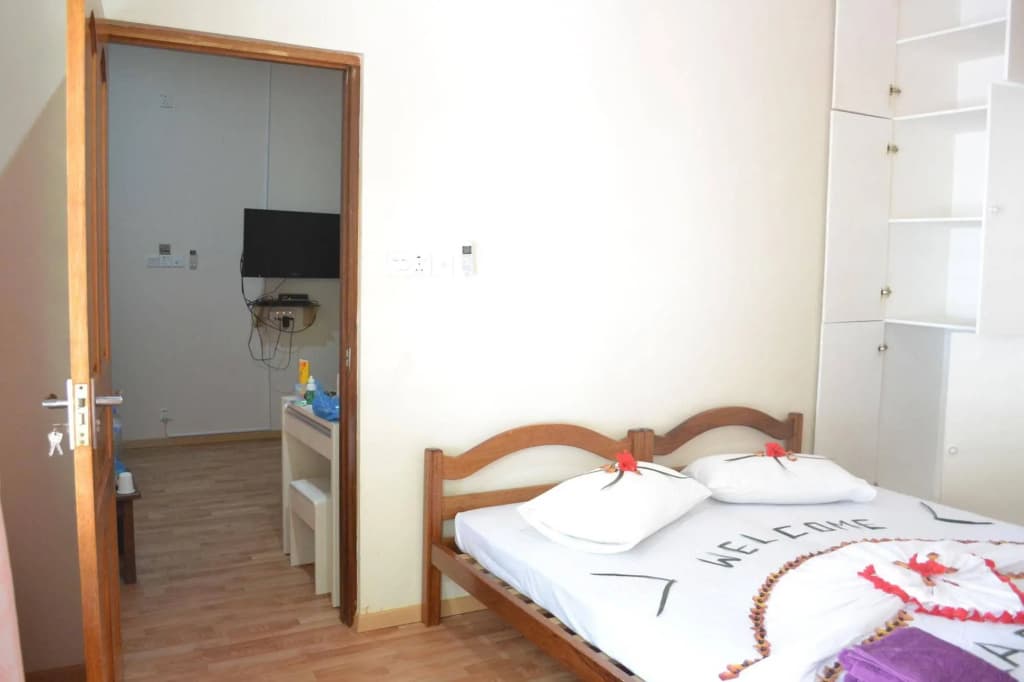 Fulidhoo Laperla Guest House - photo 11
