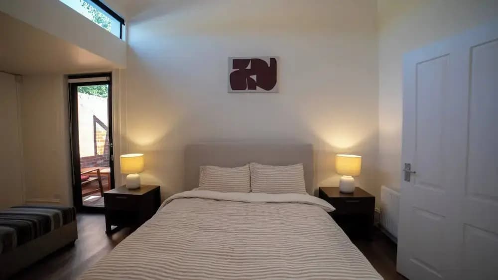 Sanctuary on Stanhope - Art & Modern Luxury - photo 4
