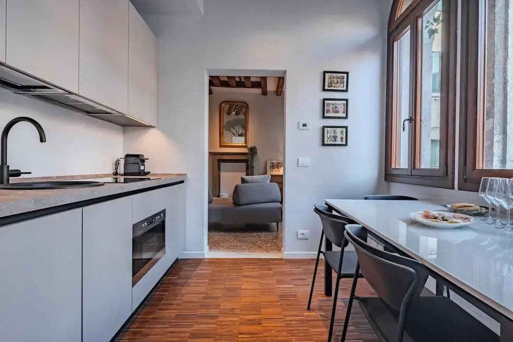 Ca' Vida Apartments - photo 18