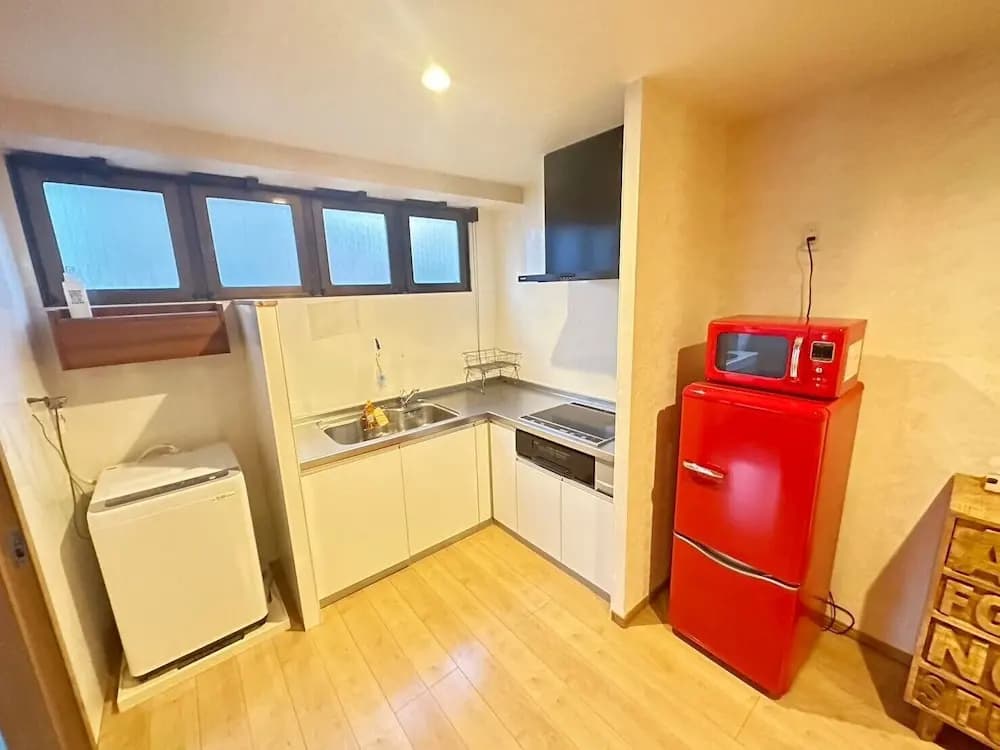 Shimanouchi Luxury Apartment - photo 17