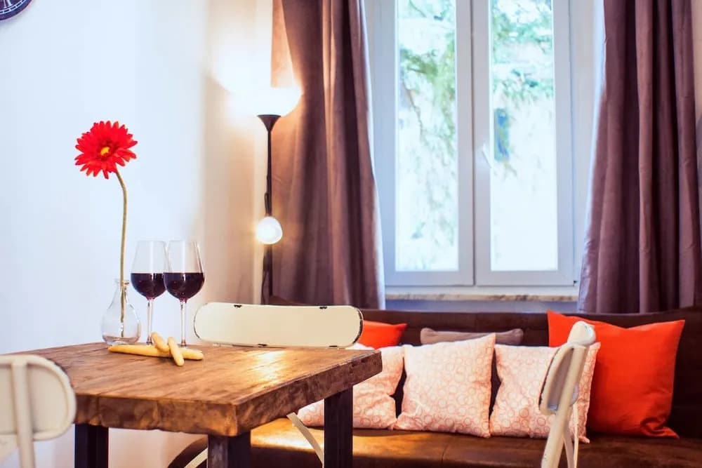 Romantic Flat With Large Terrace Close to S. Peter - photo 4