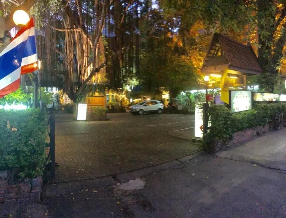 Miku Guesthouse - photo 12