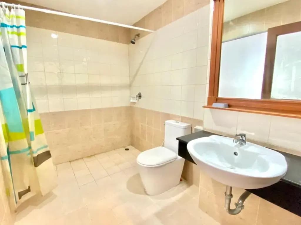 Larn Park Resortel - photo 10
