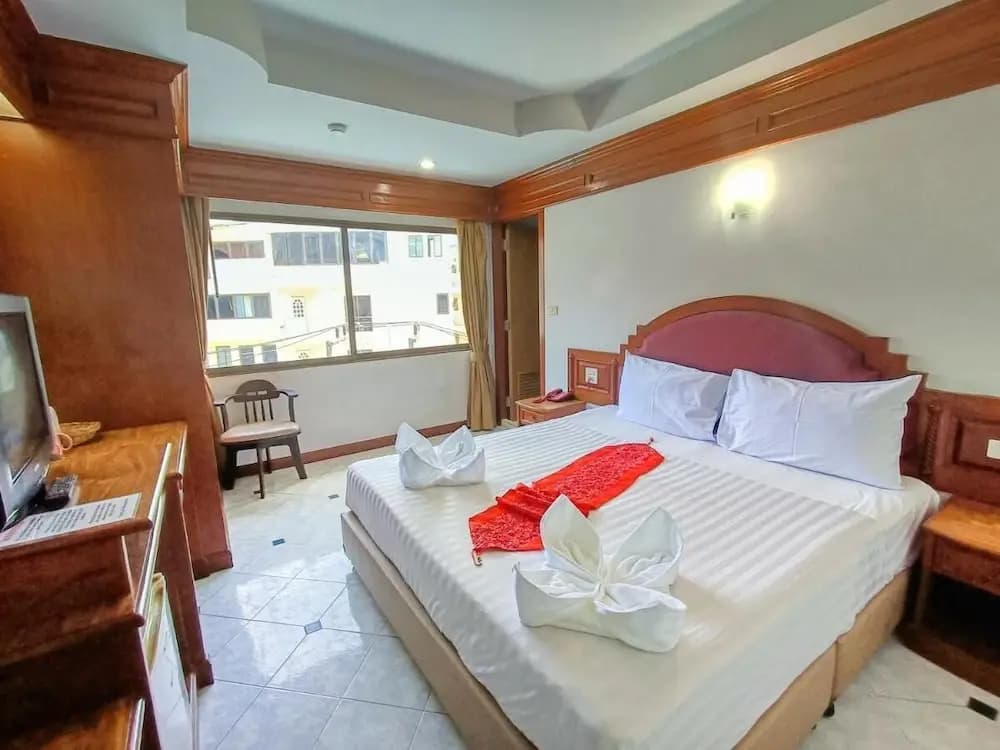 Phuket suite hotel - photo 5