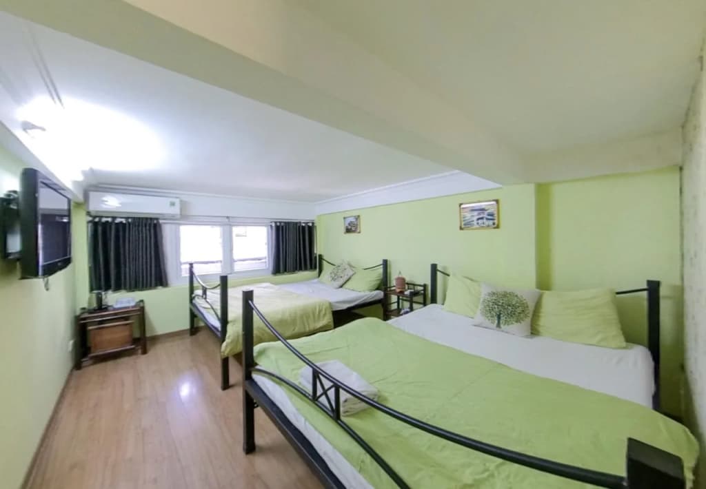 APT Hotel - photo 2