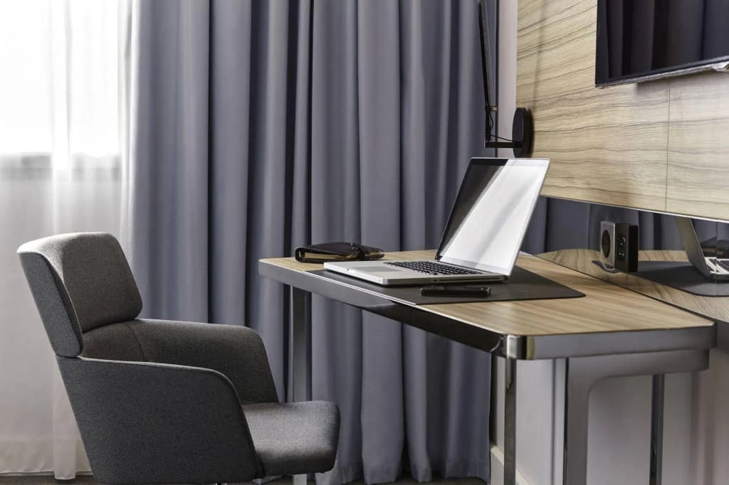 Novotel Edinburgh Centre - photo 7