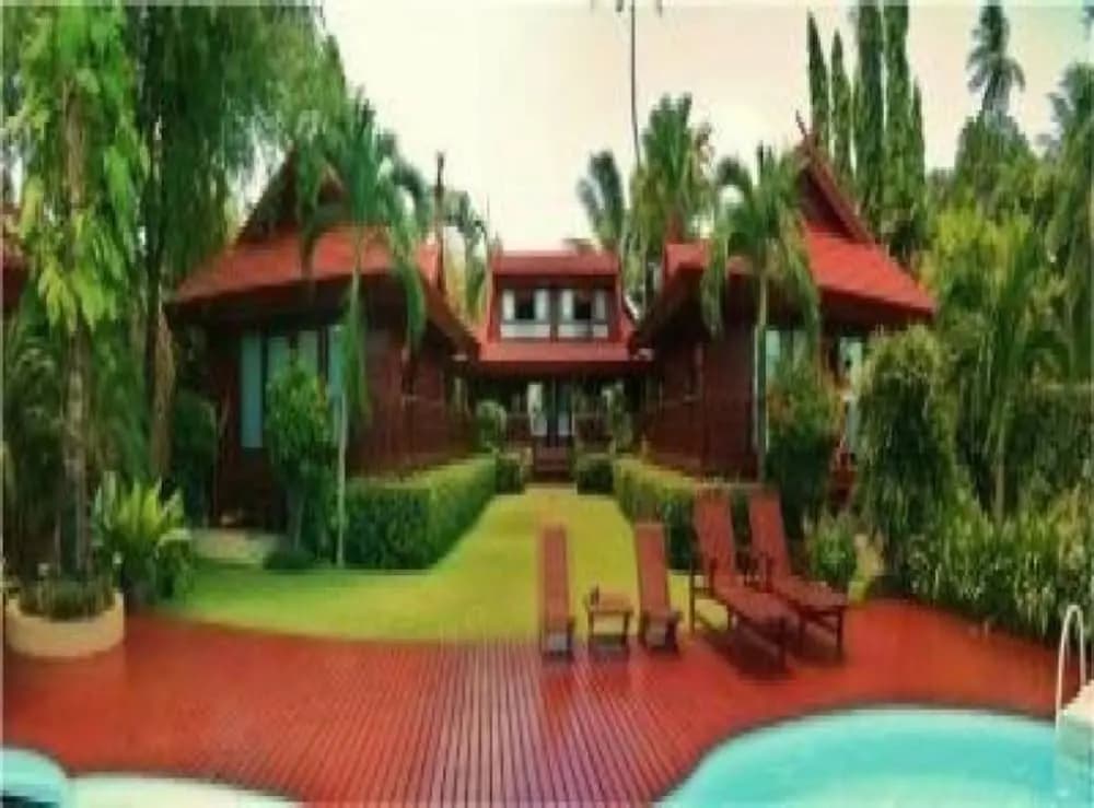 5BR Beachfront Villa Bangrak - photo 11