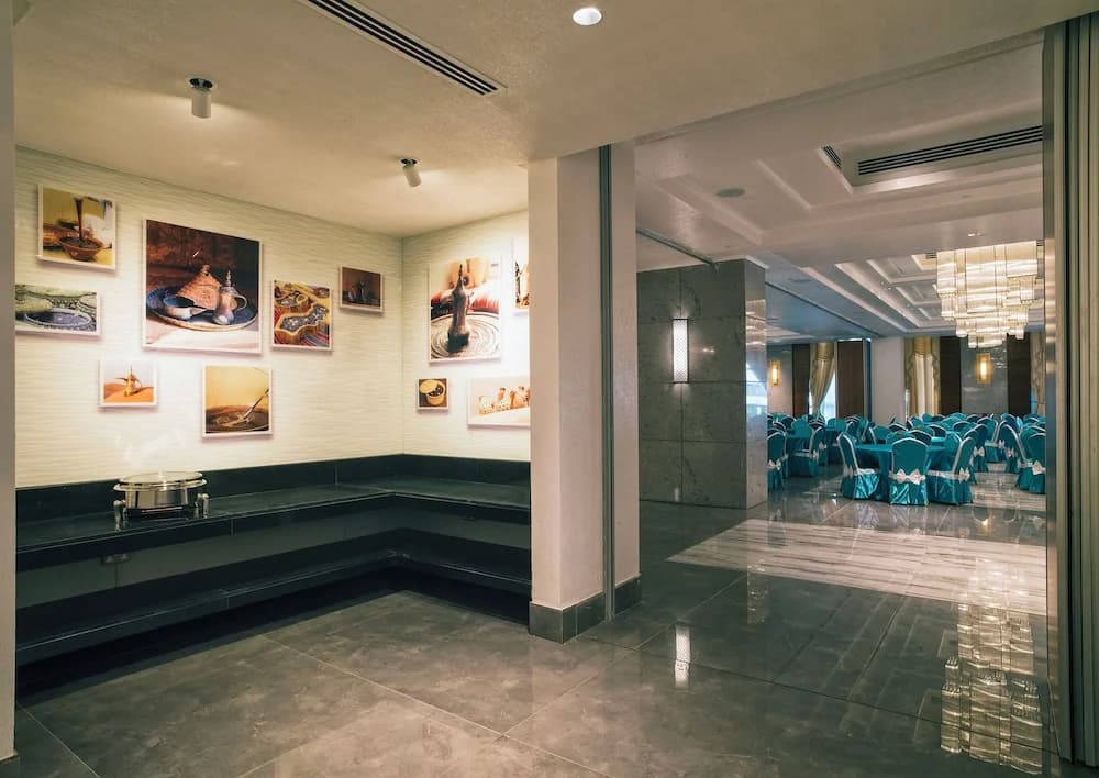 Boulevard hotel - photo 13