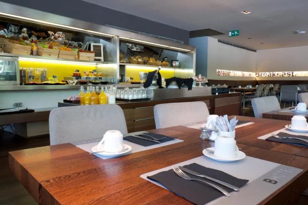 B-Hotel - photo 33