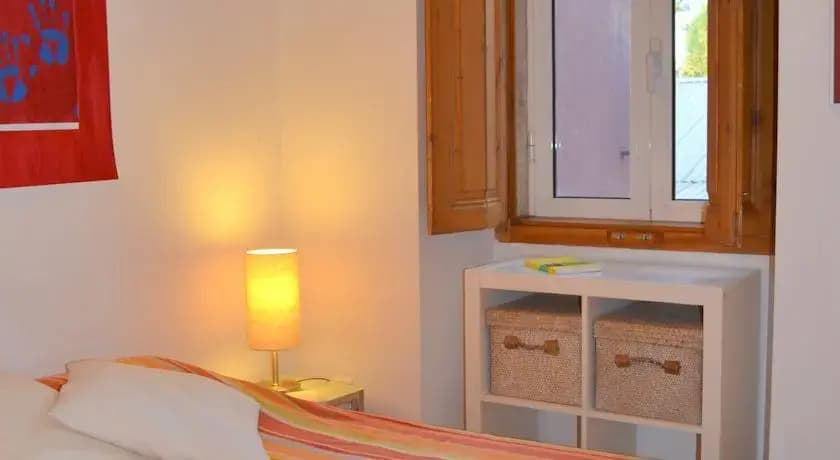 Campolide Lisbon Apartment - photo 2