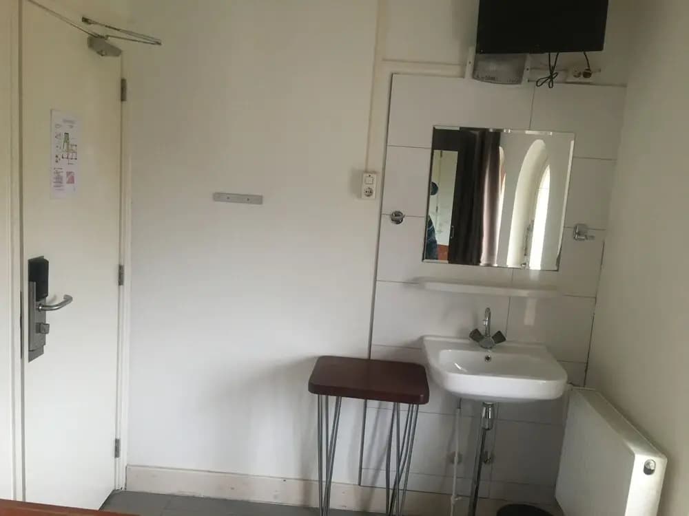 CS Hotel - photo 8