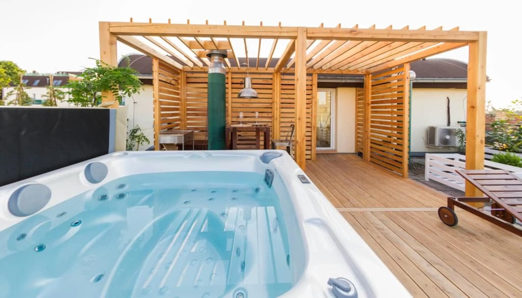 Romantic studio with jacuzzi - photo 8