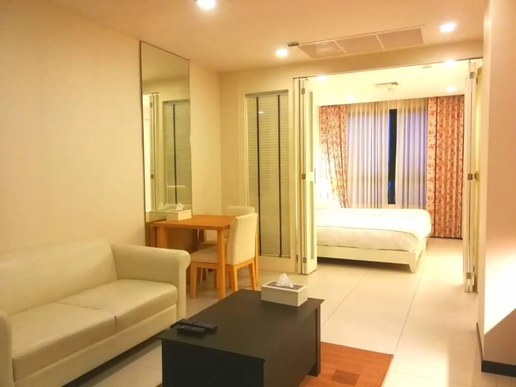 Alisha Court Hotel & Residence - main photo