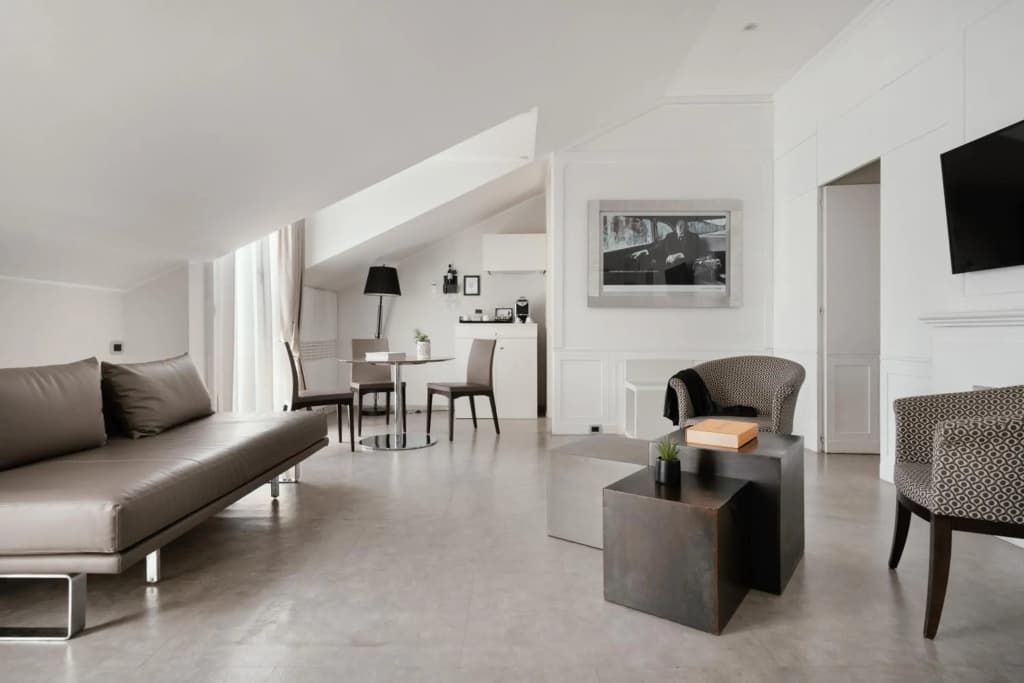 Montenapoleone Suites - photo 19