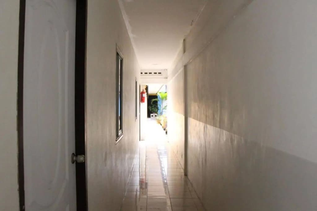 OYO 1054 Phuket Backpacker Hostel - photo 11