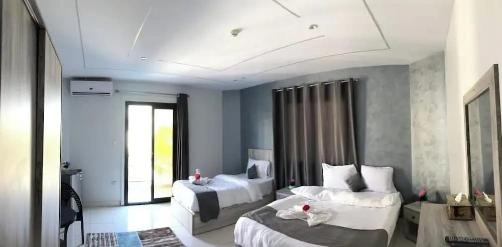 Garden City House Hotel - photo 3