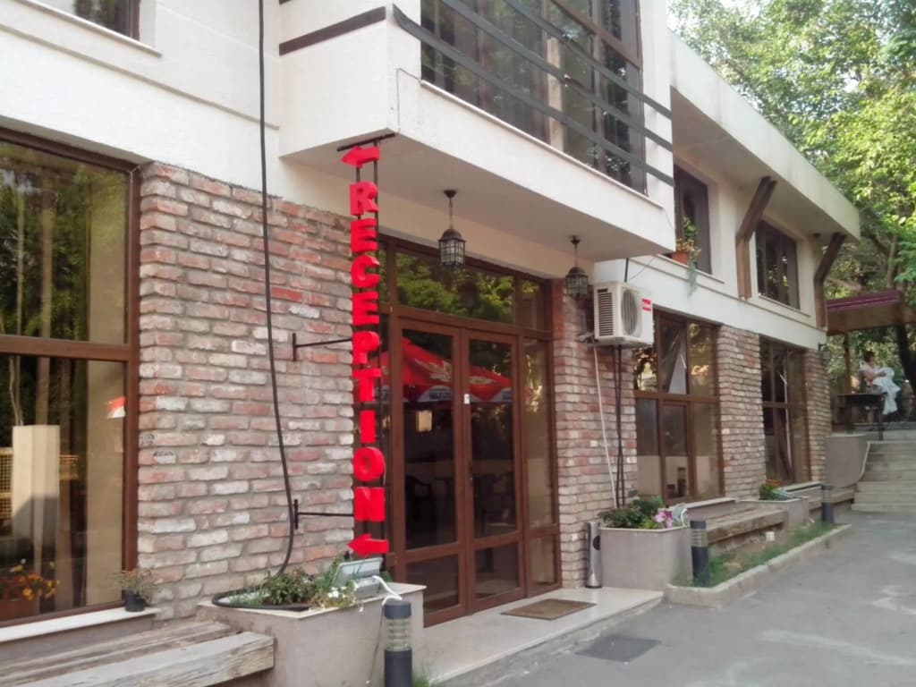 Lucky Hotel - photo 8