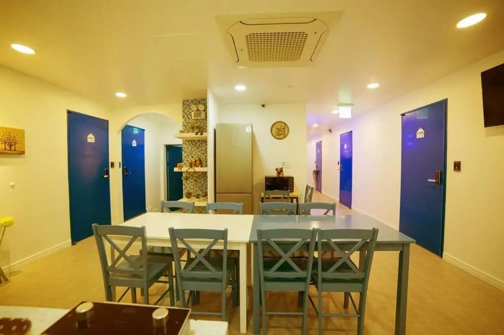 Hotel Ivory - photo 13