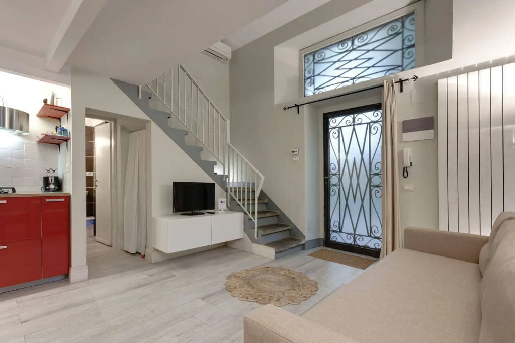 Around Florence Apartments - photo 4