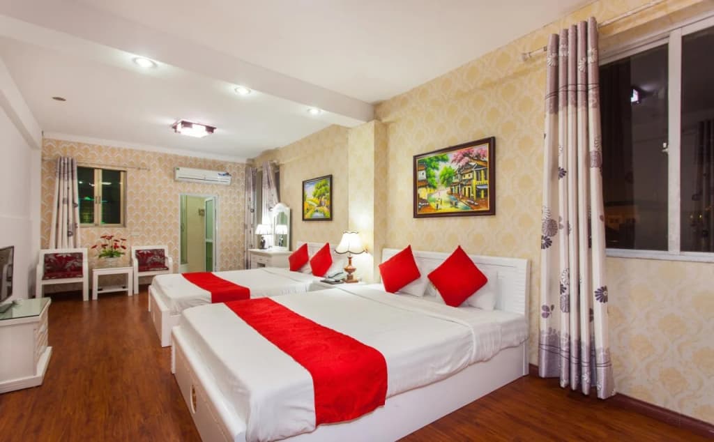 Camel City Hotel - photo 6