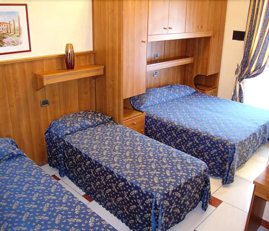 Hotel Mari 2 - photo 5