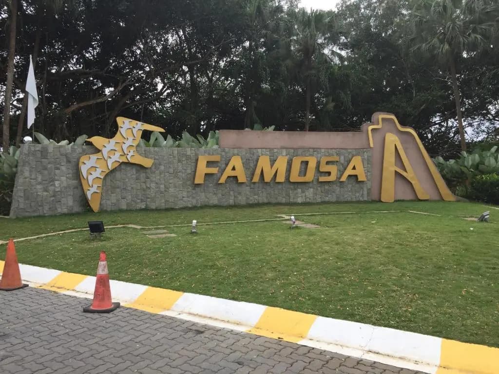 D savoy @ Famosa by MR - photo 11