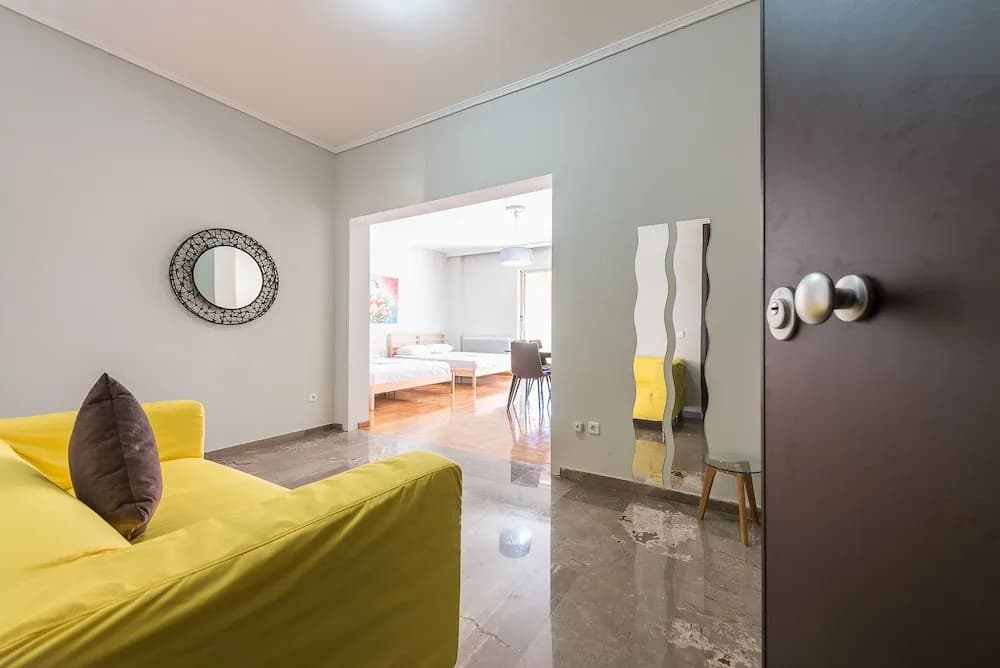 Victoria Black Pearl Apartments - photo 3
