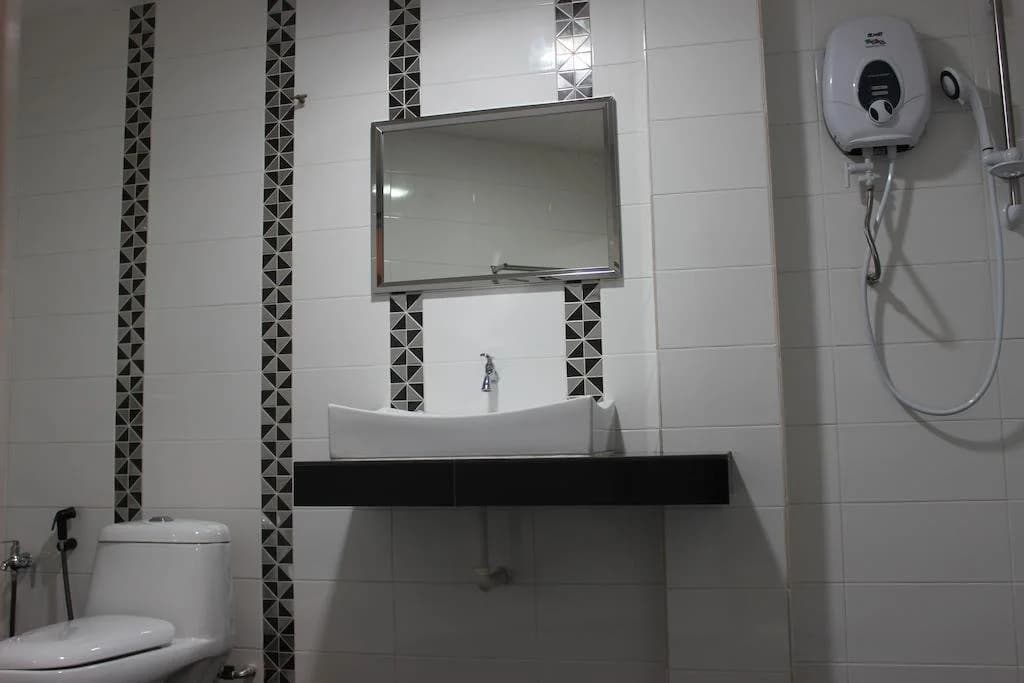 Inn Hotel - photo 15