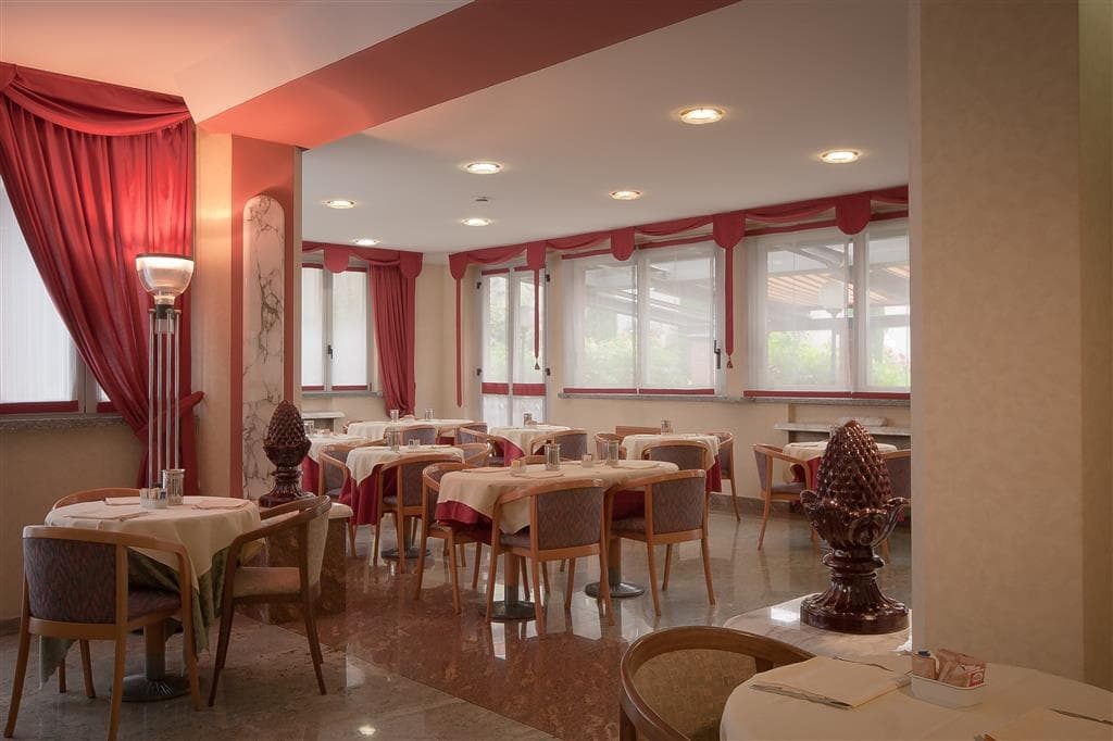 Hotel Sunflower - photo 27