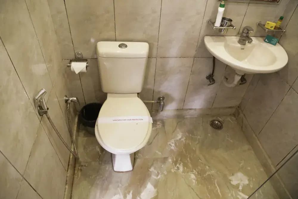 FabHotel Karol Bagh Main Market - photo 4