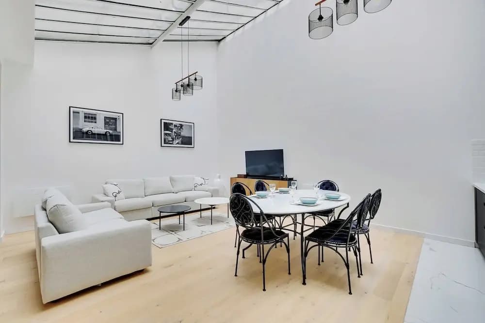 Authentique Apartment - 1br- 2P- Voltaire - photo 13