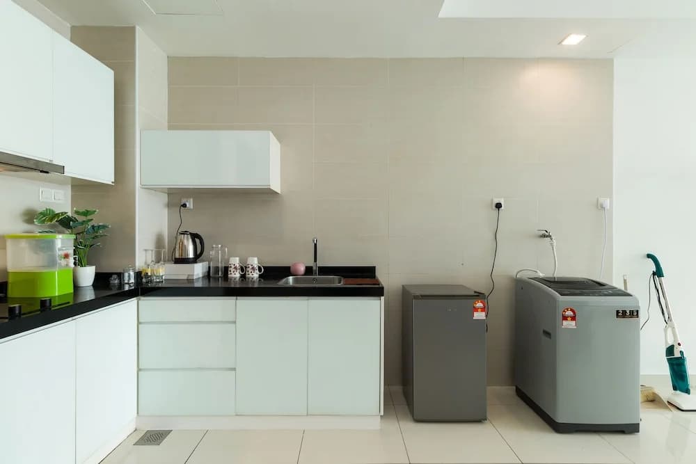 Central Residence at Sungai Besi, Kuala Lumpur by Liberty Home - photo 23