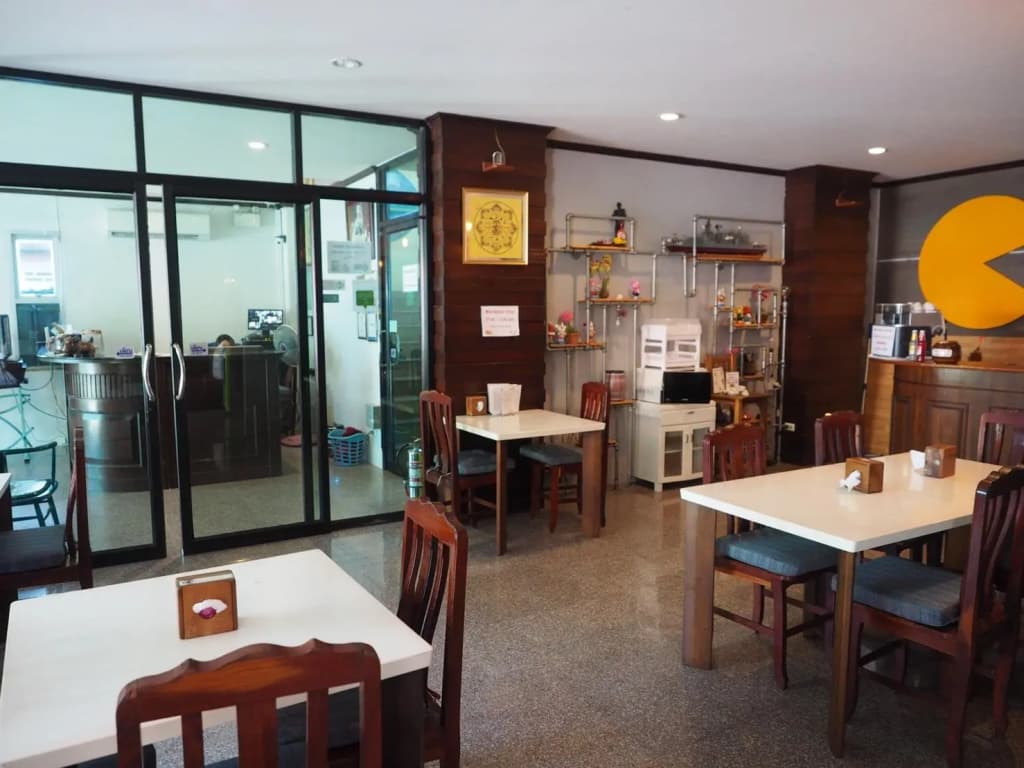 Karon Living Room - photo 22