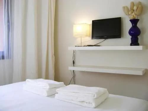 Apartment Guell - photo 5