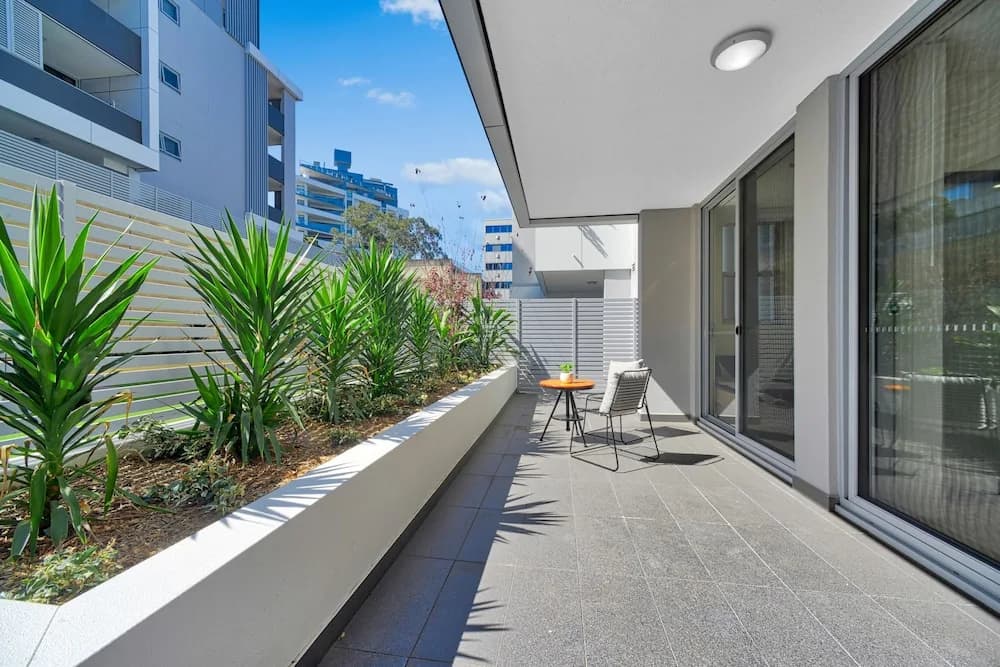Elegant 2 Bedrooms Terrace with Premium Condition - photo 7