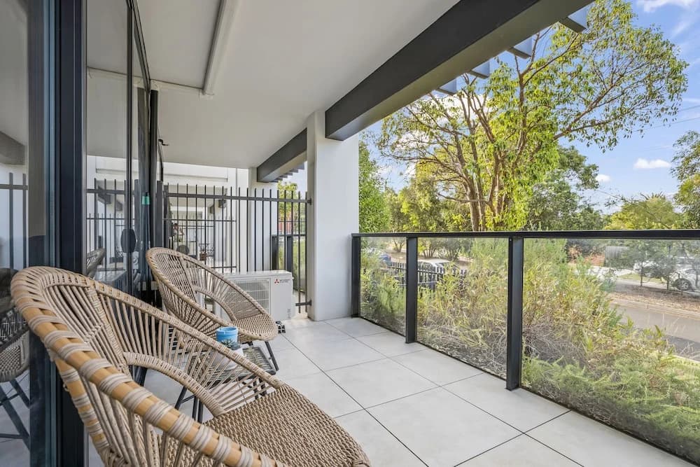 StayAU Modern Townhouse - photo 32