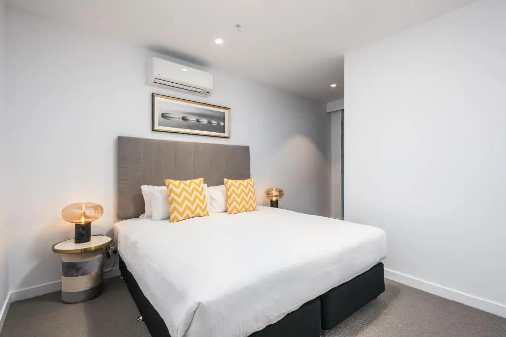 Sky One Apartments by CLLIX - photo 2