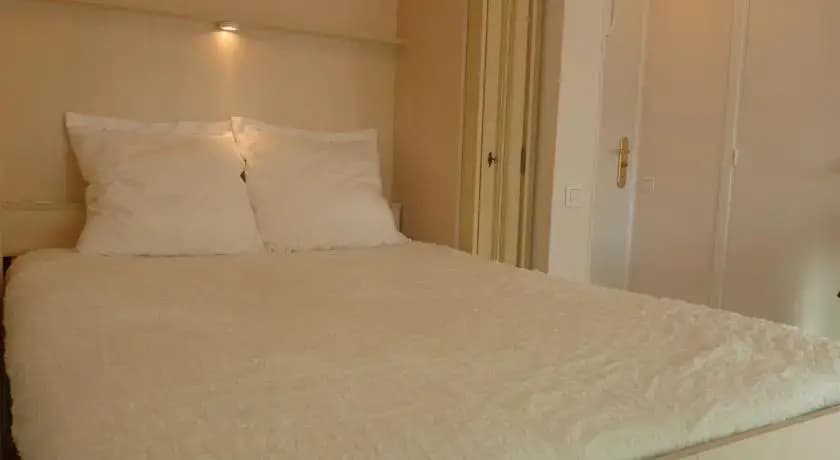 Studios Nice Gambetta (Adults Only) - photo 3