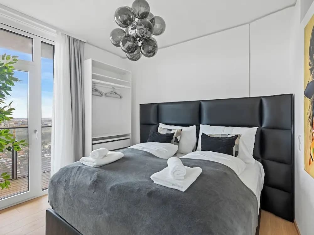 Penthouse Apartment with Rooftop Pool - photo 40