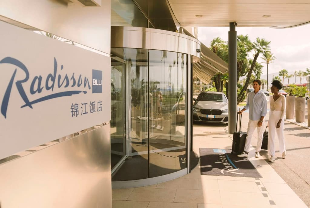 Radisson Blu Hotel, Nice - photo 26