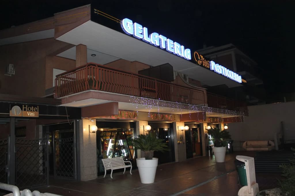 Hotel Vitti - main photo