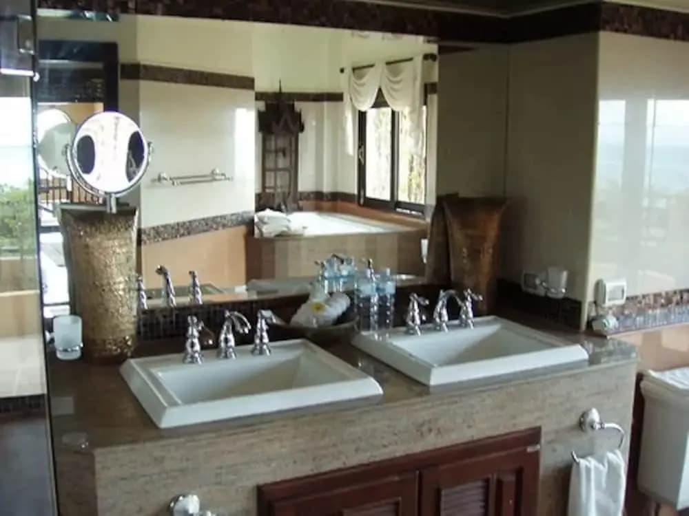 5 Bedroom Oceanview Pool Villa - photo 7