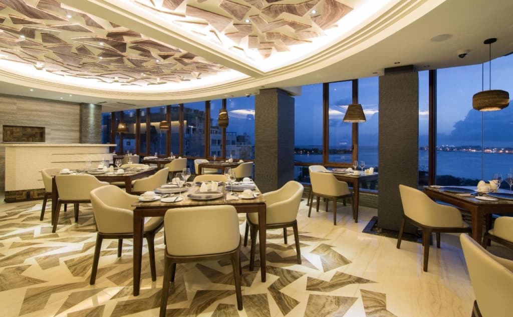 Samann Grand Hotel - photo 18
